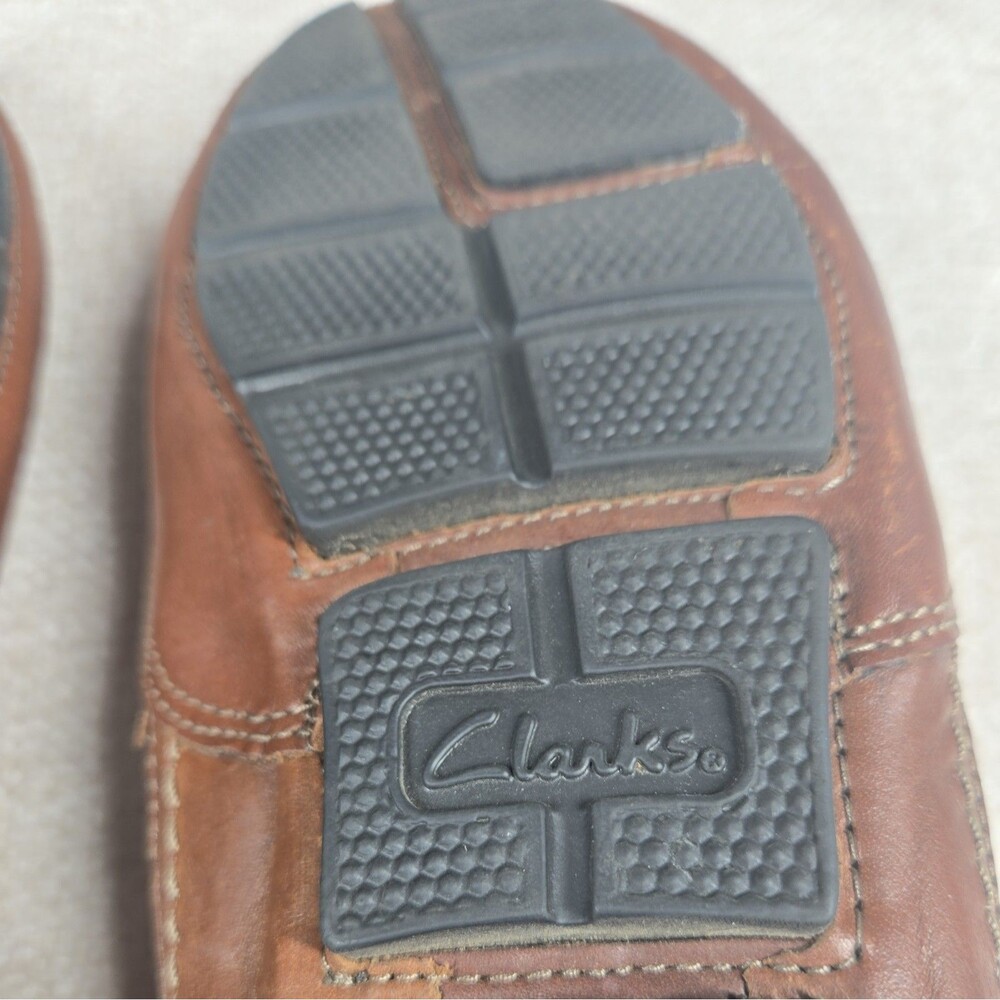 Clarks Men's Loafer 10.5 Brown Leather Driving Moccasins Horsebit Old Money Shoe - Picture 9 of 14